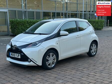 TOYOTA AYGO 1.0 VVT-i x-pression